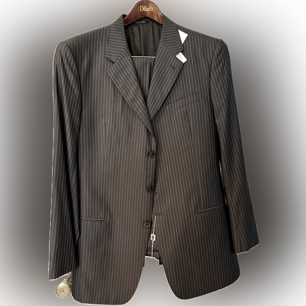 Armani Suit - NWT - Stunning!